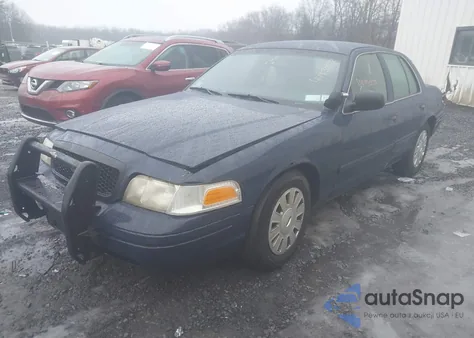 2011 Ford Crown Victoria Police Interceptor z USA, uszkodzony, nr VIN 2FABP7BV2BX172403